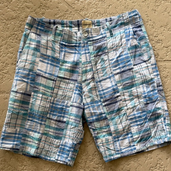G H Bass Other - VTG GH Bass Madras Men's Multi-Color Plaid Flat Front Shorts